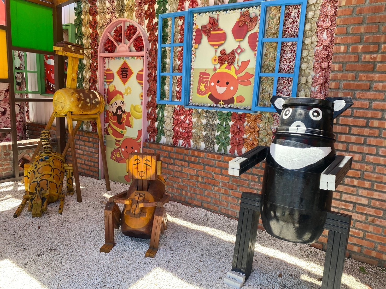 《彰化親子旅遊景點》免費參觀彰化緞帶王觀光工廠-入場就送緞帶免費茶飲/童玩步道暢玩 - 第10張圖