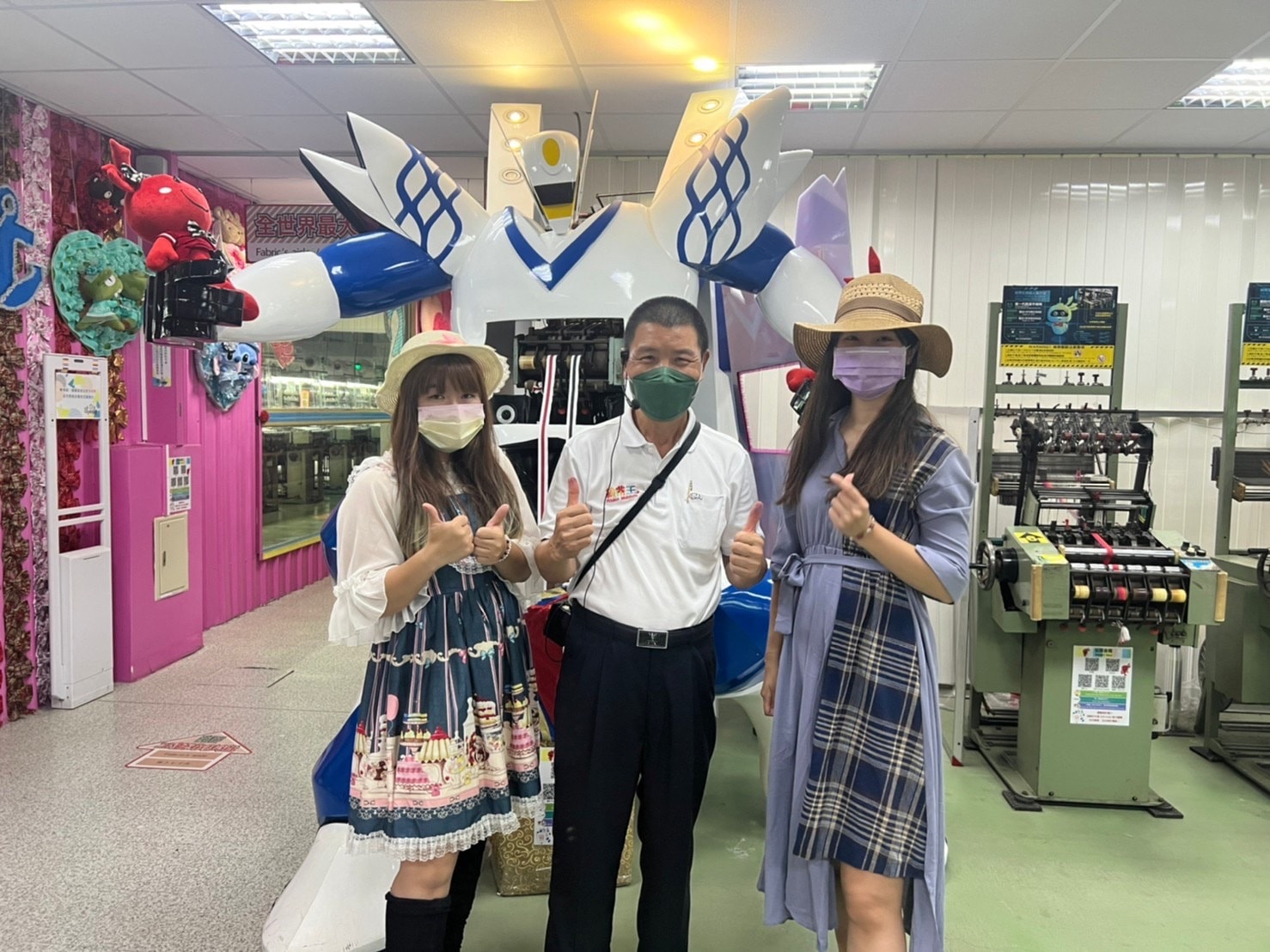 《彰化親子旅遊景點》免費參觀彰化緞帶王觀光工廠-入場就送緞帶免費茶飲/童玩步道暢玩 - 第2張圖