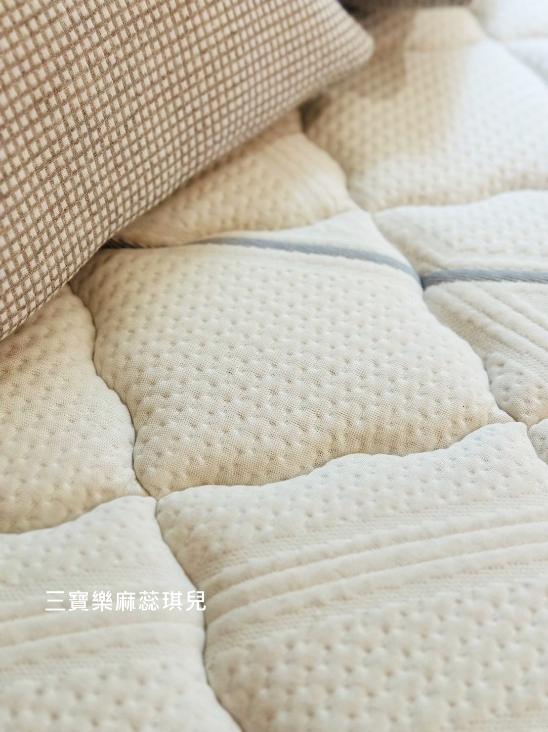 【台中床墊推薦】歐眠床墊OMAT:門市體驗服務五顆星|親子友善店家|全家人的床這裡都買得到 - 第19張圖