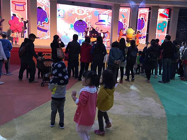 《遊玩》台中-親子友善樂園-8咘搞怪樂園