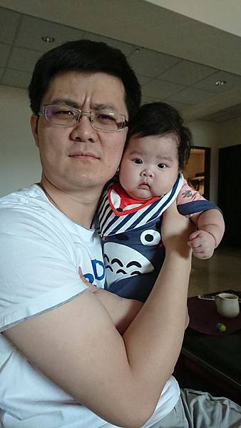 【育兒好物比較】寶寶監聽器、寶寶監視器和最新上市ASUS Vivobaby監測器使用介紹│心得│評價│