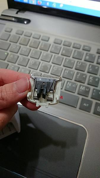 《育兒好物》寶寶剪髮不求人之Panasonic 兒童理髮器