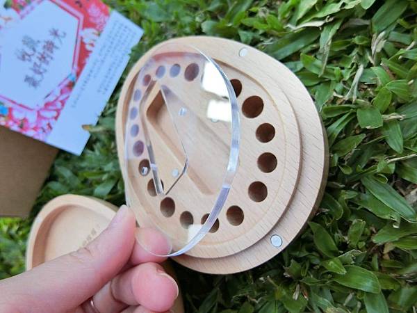 【乳牙盒開箱】好。質。感的禮物+gift4U專屬客製化訂製—乳牙臍帶章保存盒—