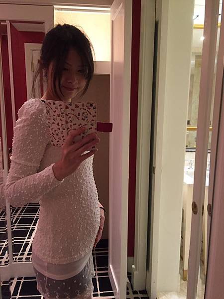 別忘了妳還有一個選擇， 就是繼續當我的女兒