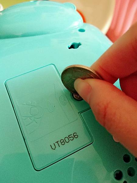 【育兒教具】玩樂中自然學習英文的美國領航品牌◎LeapFrog 跳跳蛙◎小熊家族有聲學習書&動物字母發音小巴士