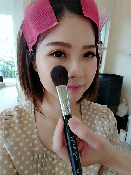 【時尚流行】台中新秘/美式婚紗造型師推薦☆Wei's Makeup煒煒整體造型團隊☆
