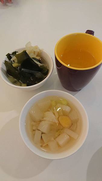 【台中素食】南屯區素食親子小餐館—呷飯店(附親子閱讀角落)