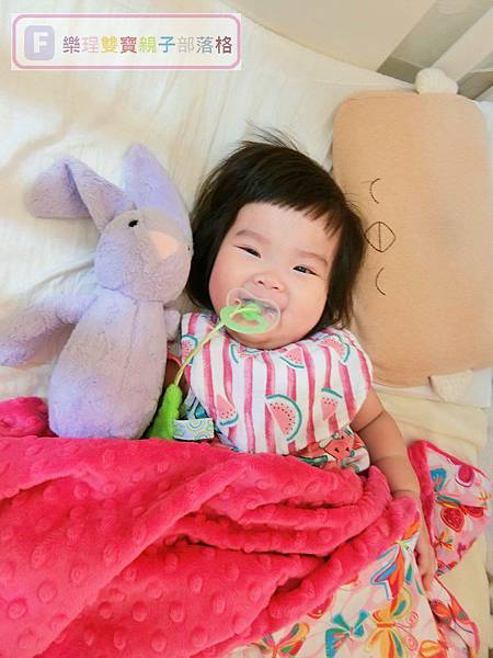 《育兒物開箱》歐洲頂級無毒嬰幼兒精品Cuddly ZOO卡莉露柔眠莉粒毯和波蘭兔安撫巾