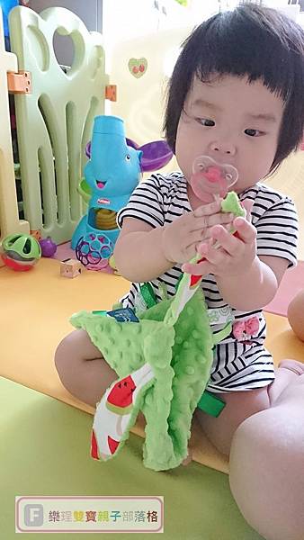 《育兒物開箱》歐洲頂級無毒嬰幼兒精品Cuddly ZOO卡莉露柔眠莉粒毯和波蘭兔安撫巾