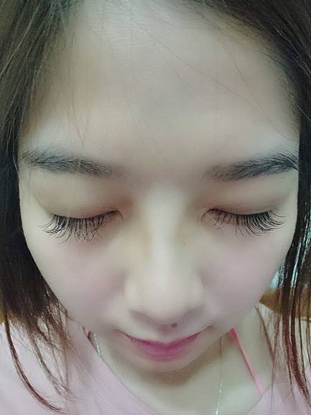【美妝時尚】台中西區首爾美睫紋繡沙龍學院給你自然妝感的日式美睫和無感嫁接睫毛過程