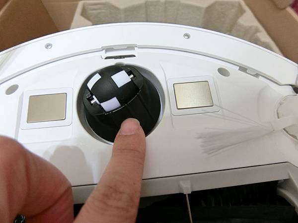 【Yahoo好開箱】素人愛買誌─職業媽媽的家事好幫手『360智慧掃地機器人』