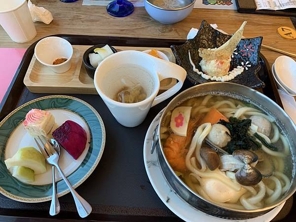 【台中景點】台中石岡2018新景點─彩虹山舍，繽紛色彩點亮你每張照片