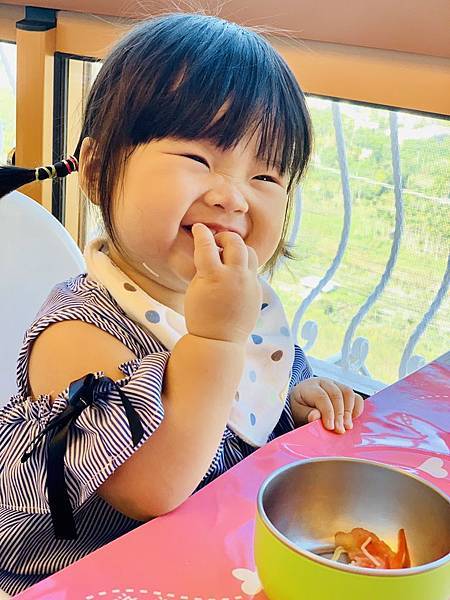 【台中景點】台中石岡2018新景點─彩虹山舍，繽紛色彩點亮你每張照片