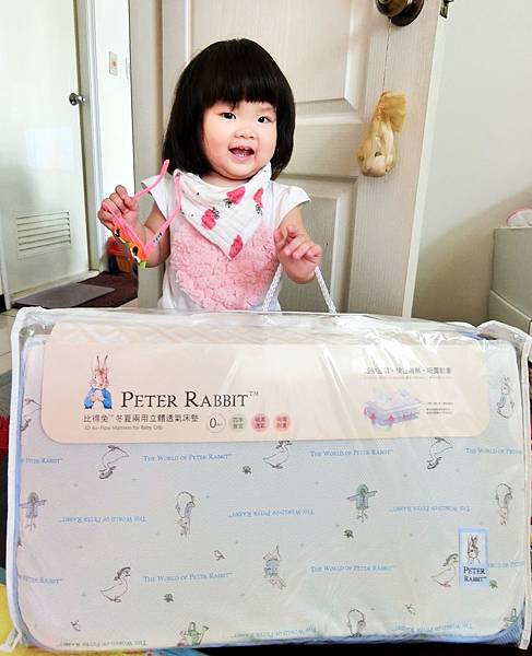 【嬰兒床墊體驗】奇哥比得兔冬夏兩用立體透氣床墊