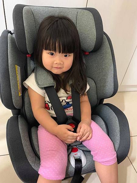 【育兒體驗】nania納尼亞 納歐聯名 360度旋轉 0-12歲 Isofix 汽車安全座椅/灰色FB00360