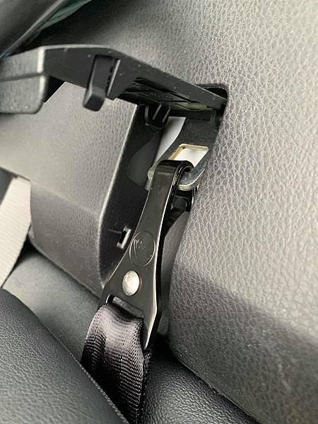 【育兒體驗】nania納尼亞 納歐聯名 360度旋轉 0-12歲 Isofix 汽車安全座椅/灰色FB00360
