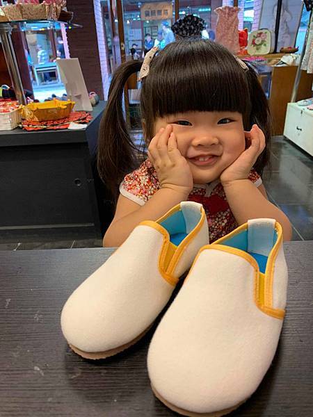 【樂珵雙寶出任務】宜蘭旅遊：穿著旗袍玩樂傳統藝術中心│小花園| 竹工藝