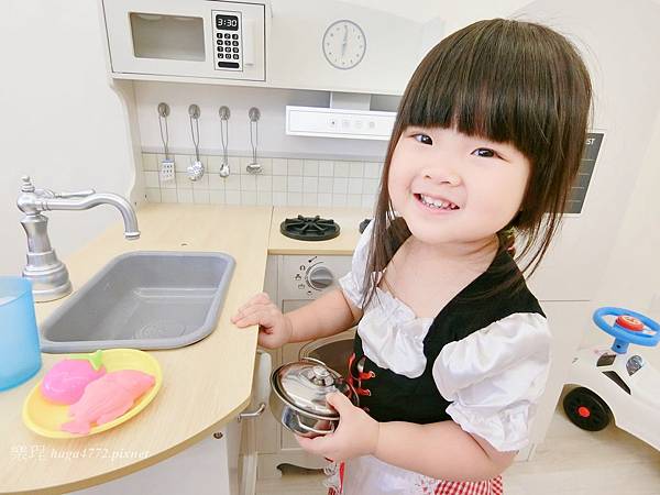 【女寶扮家家酒】木製廚房玩具│kikimmy加大版歐式木製大型聲光廚房玩具組