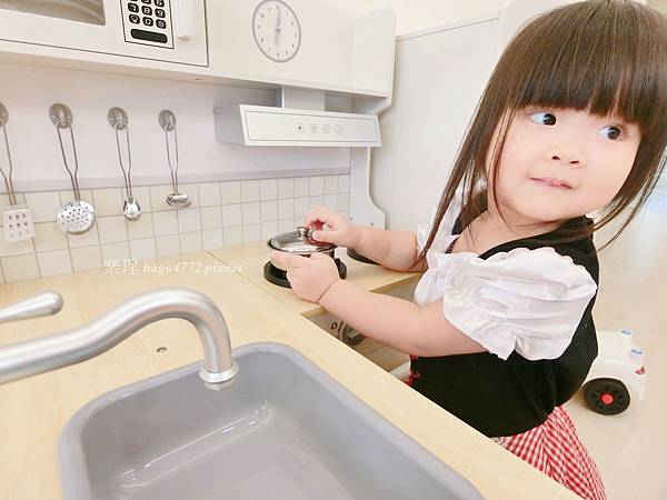 【女寶扮家家酒】木製廚房玩具│kikimmy加大版歐式木製大型聲光廚房玩具組
