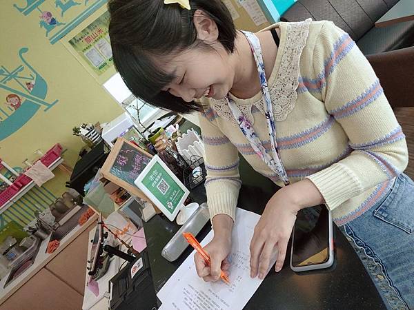 【親子共學場地推薦】2020新菜單：台中南屯區樂樂城堡媽咪廚房│親子友善餐廳│不收服務費