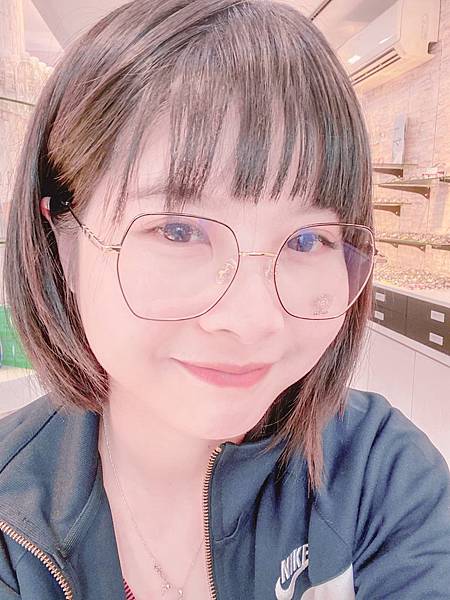 【可宅配眼鏡推薦】明明眼鏡教媽媽怎麼文青又時尚的顧孩子