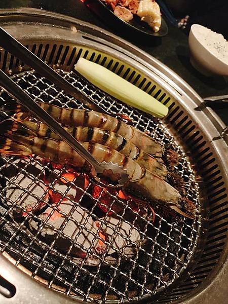 【台中親子友善餐廳推薦】台中日式燒肉一頭牛｜台中公益路崇德路美食