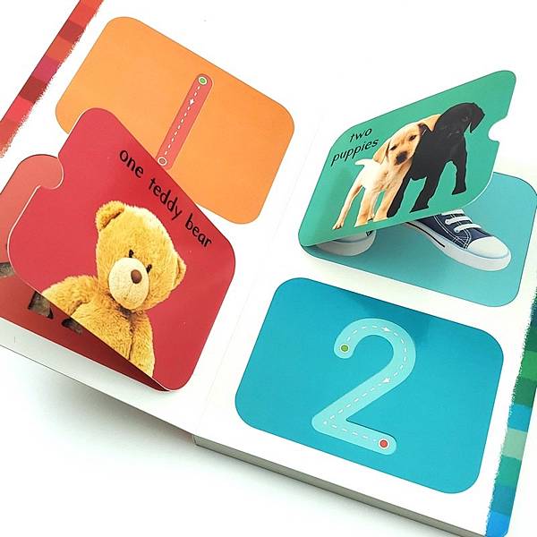 【樂讀心得】0~6歲英文童書推薦/磁鐵書/翻翻書/遊戲書，讓孩子從小愛上英文書