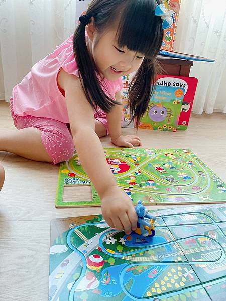 【樂讀心得】0~6歲英文童書推薦/磁鐵書/翻翻書/遊戲書，讓孩子從小愛上英文書